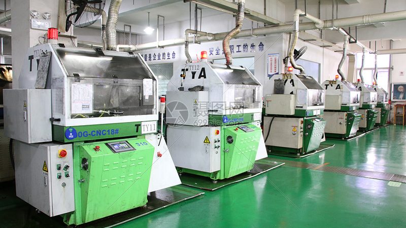 广东龙门加工中心：定制化生产的关键选择**